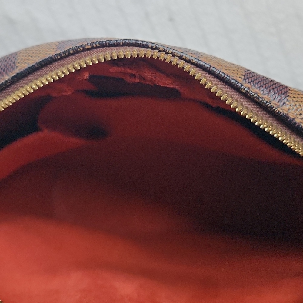 Louis Vuttion Damier Ebene Ipanima Bag - Picture 9 of 10